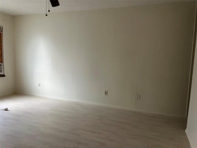 Building Photo - 8423 Fathom Cir