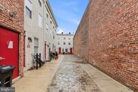 Building Photo - 1027 N 4th St