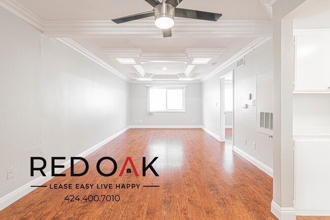 Building Photo - 5325 Cartwright Ave