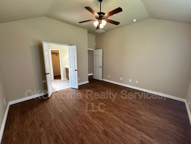 Building Photo - 2620 NW 183rd St