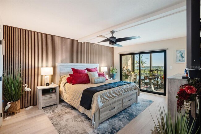 Building Photo - 9397 Midnight Pass Rd