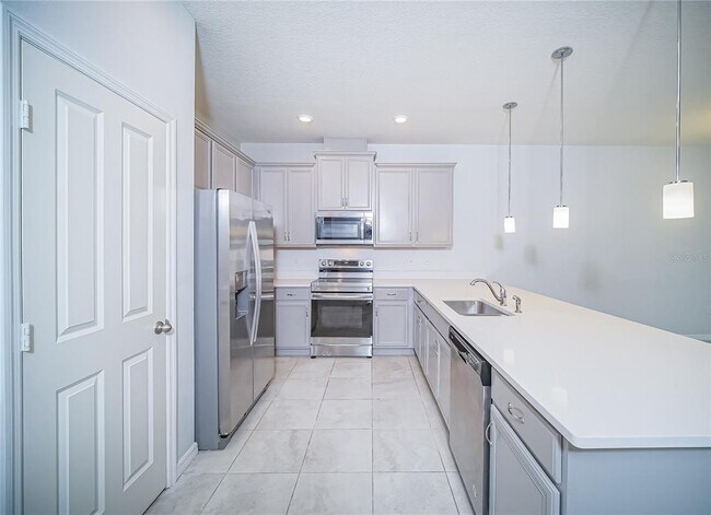 Building Photo - 5124 Crown Hvn Dr