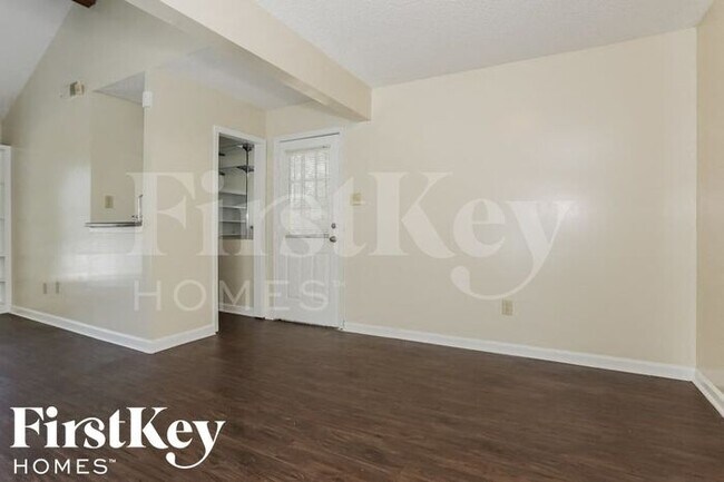 Building Photo - 6014 Harvest Hill Cove