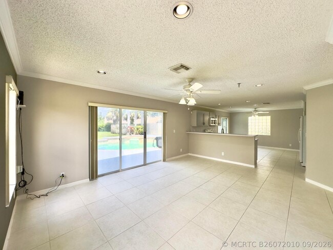 Building Photo - 1118 Fosters Mill Dr
