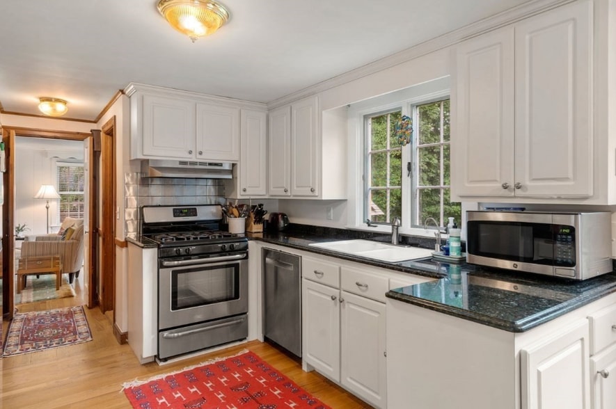 Building Photo - 11 Nantucket Rd