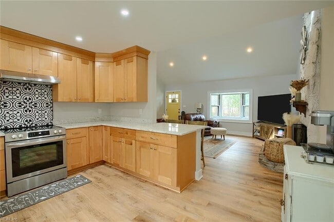 Building Photo - 3580 Woodstock Rd