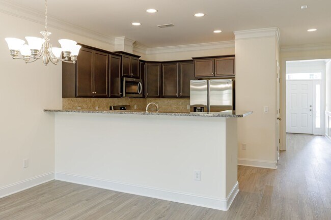 Building Photo - Brand new Luxurious 3 bedroom 3 bath + LOFT townhouse in Stone Gate community High Point. Master ...