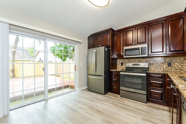 Building Photo - 2608 Shilo Ct