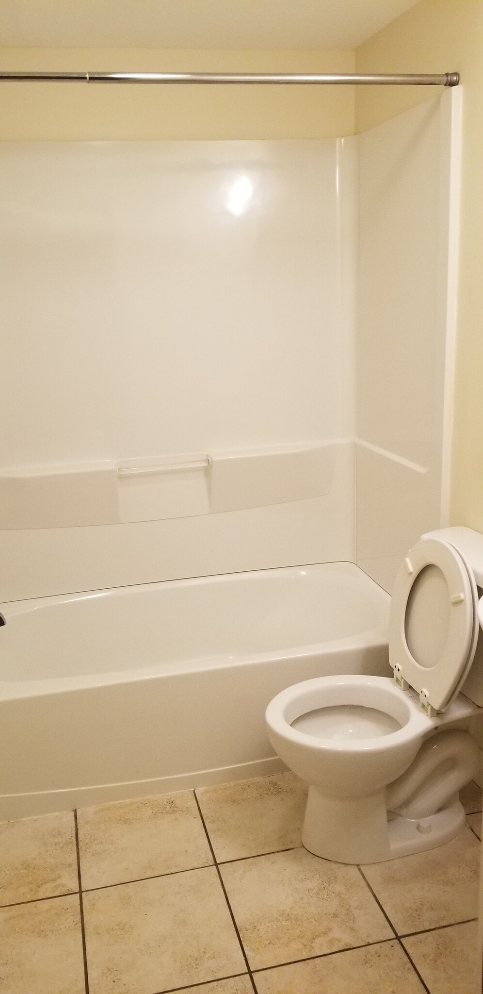 Bathroom - 319 W North St