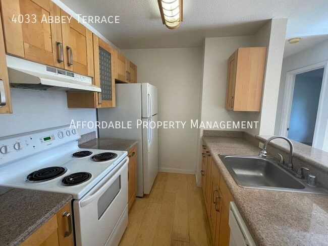 Building Photo - 4033 Abbey Terrace