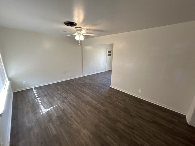 Building Photo - ***2-weeks free rent***1315 Zephyr Rd, Killeen