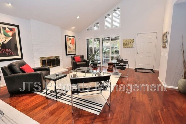 Building Photo - 2010 Promontory Point Ln