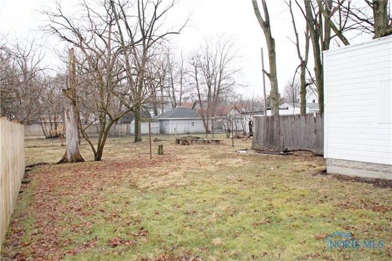 Building Photo - 343 N Grove St