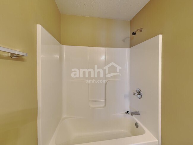 Building Photo - 1031 Buddleia Ct