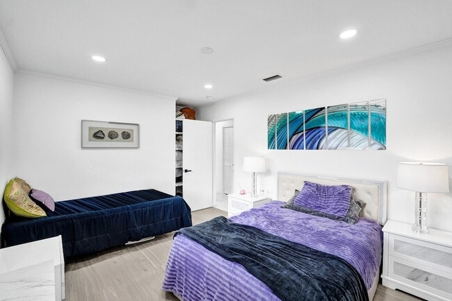 Building Photo - 3681 N 54th Ave