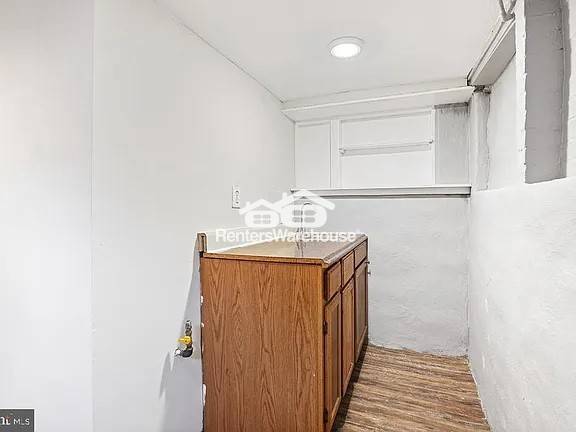 Building Photo - 2704 Wilkens Ave