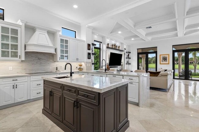 Building Photo - 7240 Lemon Grass Dr