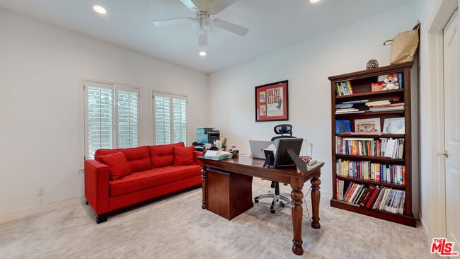 Building Photo - 4950 Densmore Ave