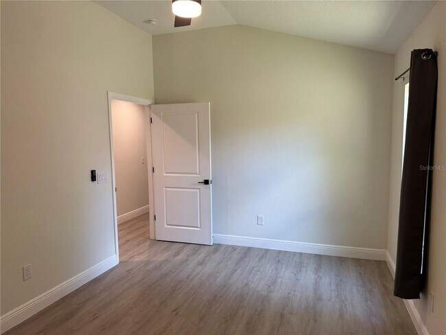 Building Photo - 16382 SE 83rd Ave
