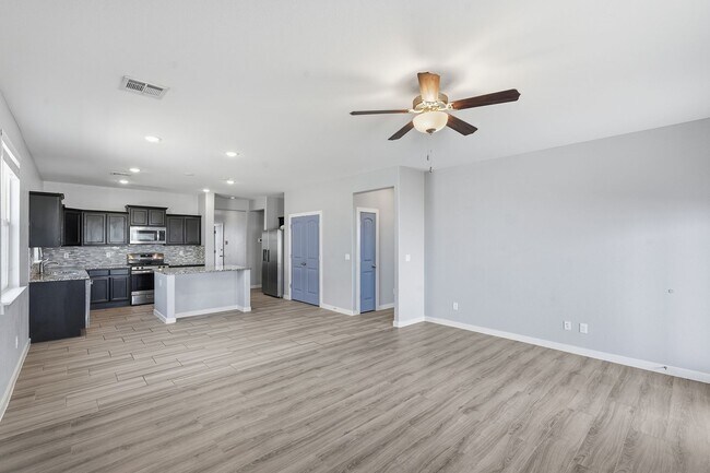 Building Photo - 3917 Desert Bluff Dr