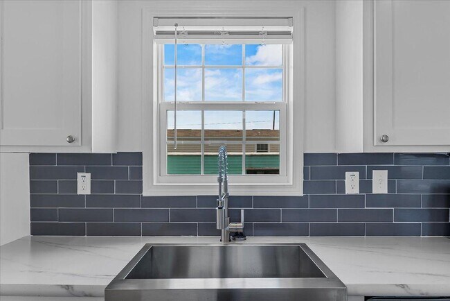 Building Photo - 38 Betty Dr
