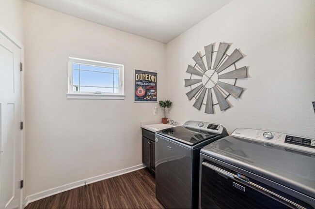 Building Photo - 10875 Tartan Ct