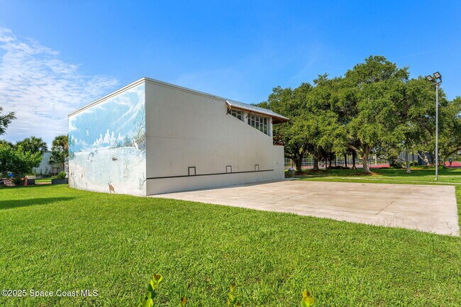 Building Photo - 1125 Jimmy Buffett Mem Hwy