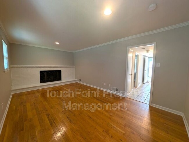 Building Photo - 6724 Sunview Dr