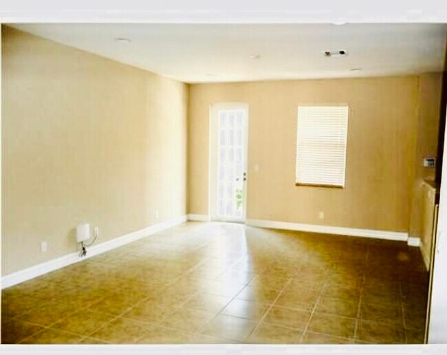 Building Photo - 119 Ennis Ln