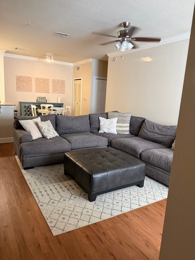 Building Photo - 1300 Eastern Pecan Pl