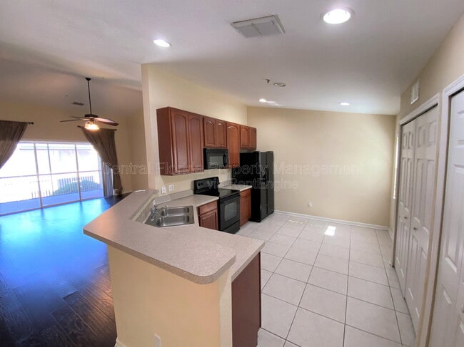 Building Photo - 6425 Agastia Ct