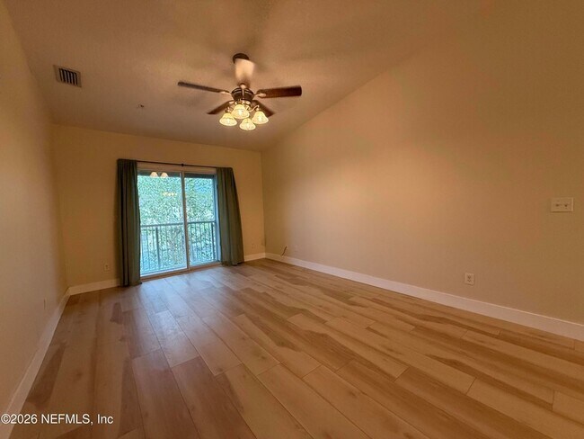 Building Photo - 2564 Golden Lake Loop