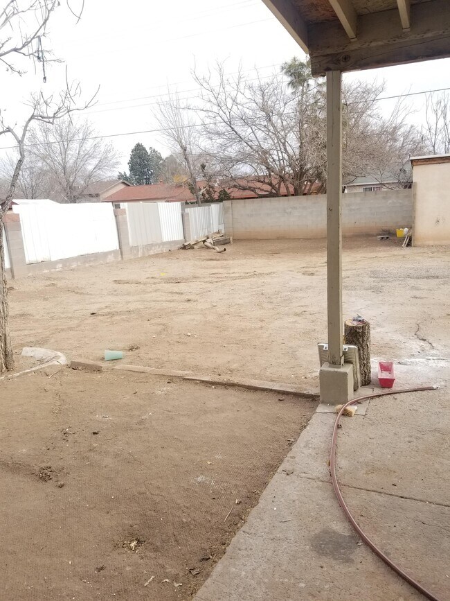 Building Photo - 3944 Camino Del Valle SW