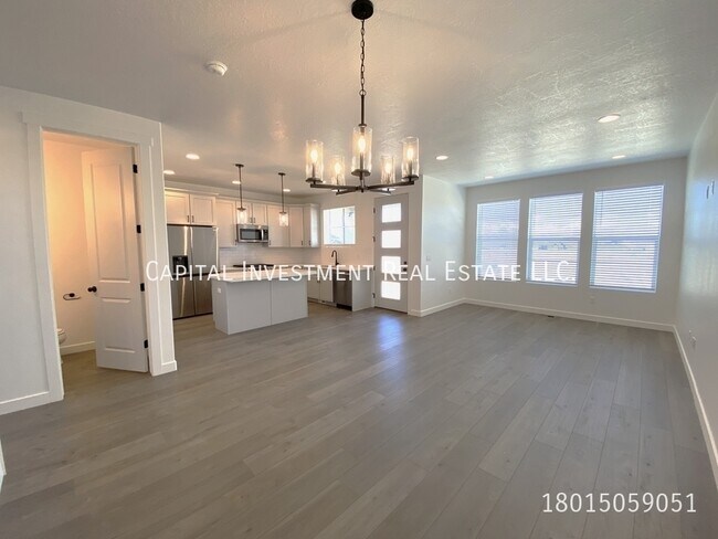 Building Photo - 11541 Engelmann Dr