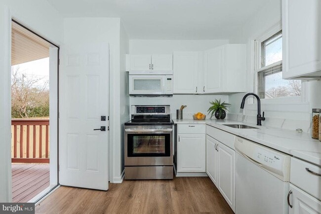 Building Photo - 108 New Jersey Ave NW