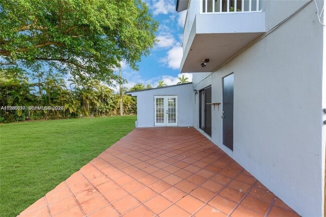 Building Photo - 9005 SW 56th St