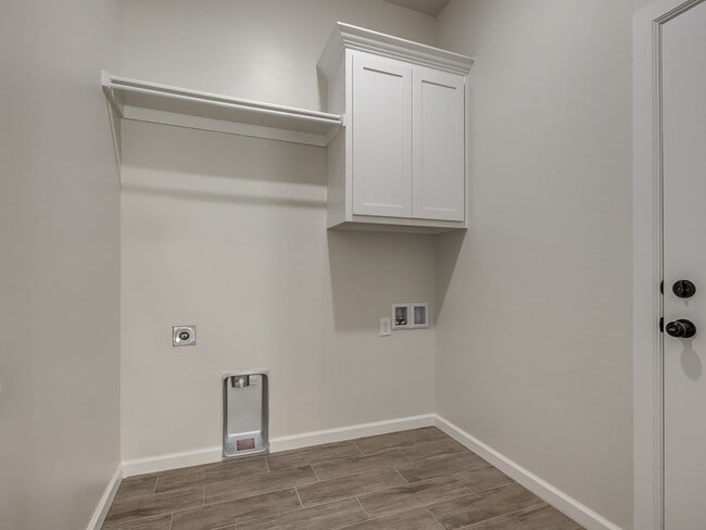 Building Photo - New Home in Azalea Farms!