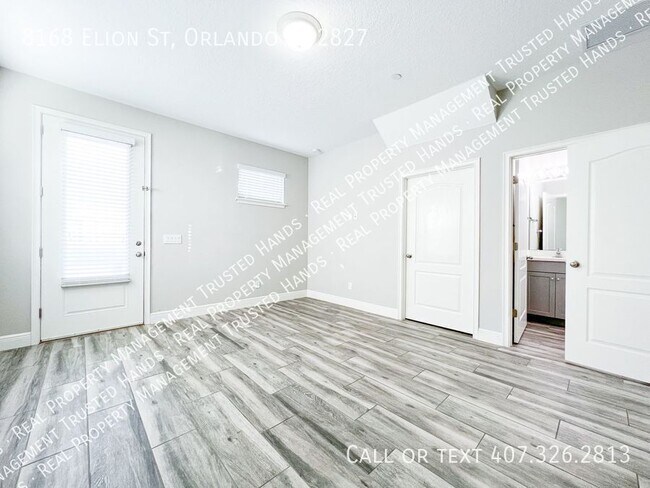 Building Photo - Luxury 4-Bedroom Townhome in Laureate Park...