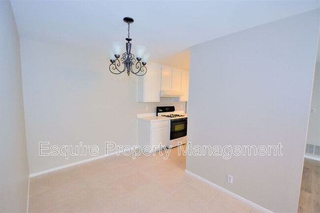Building Photo - 159 Spanish Moss Pl