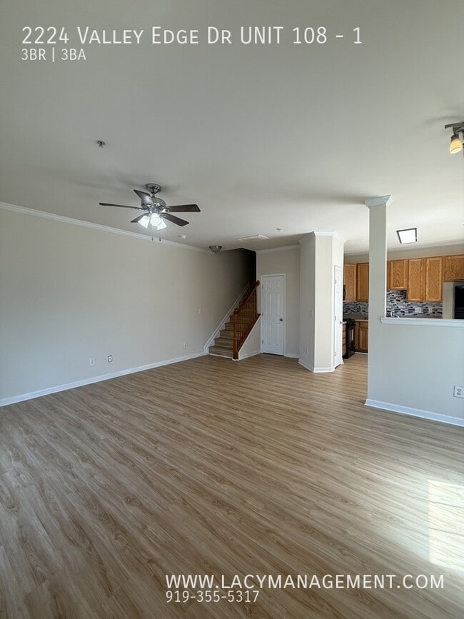 Building Photo - 2224 Valley Edge Dr