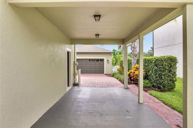 Building Photo - 5954 Cypress Hill Rd