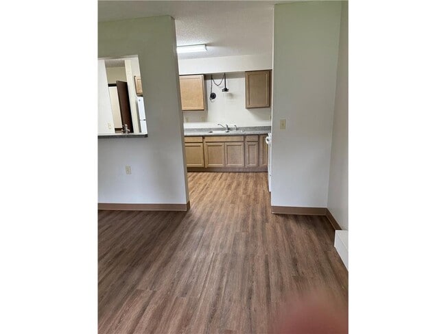 Building Photo - 1418 Black Oak Ave