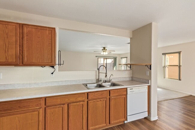Building Photo - New Listing in El Mirage