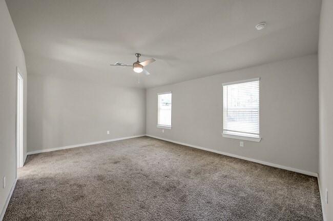 Building Photo - 14245 Wonder Lake Ln