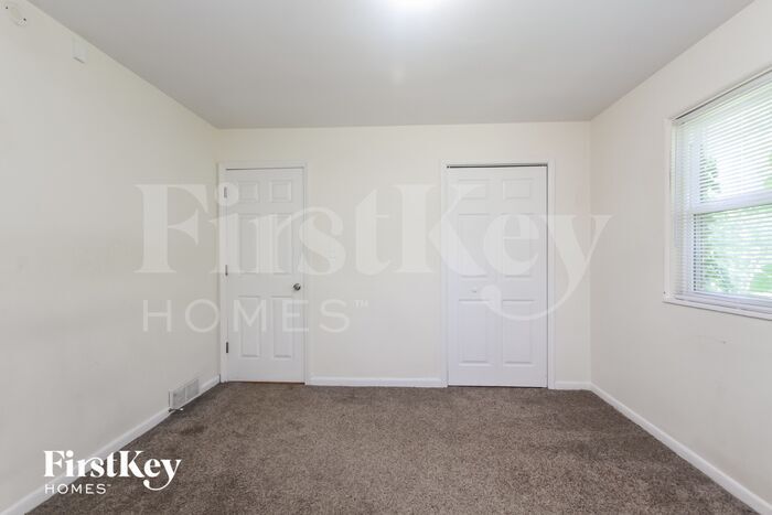 Building Photo - 5318 Glencairn Ln