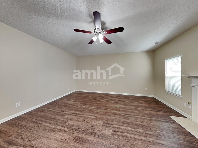 Building Photo - 4445 Tuckahoe Ct