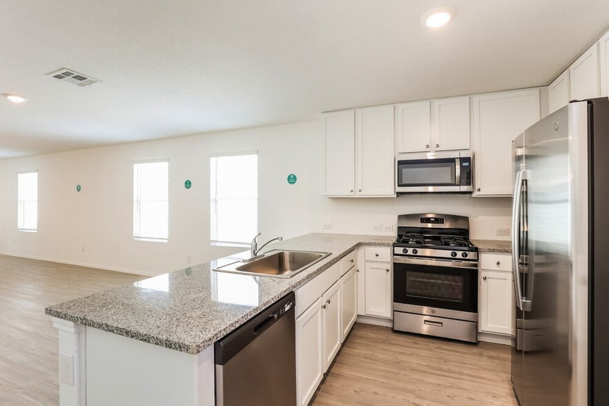 Building Photo - 2927 Stigler Dr