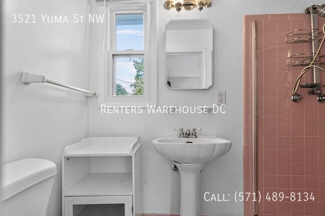 Building Photo - 3521 Yuma St NW