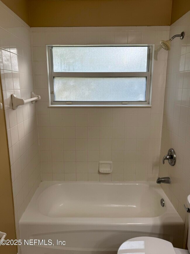 Building Photo - 1318 Yellow Jacket Ct