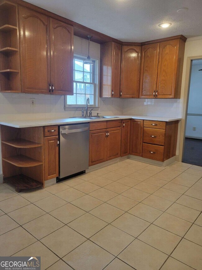 Building Photo - 3717 Leisure Ct